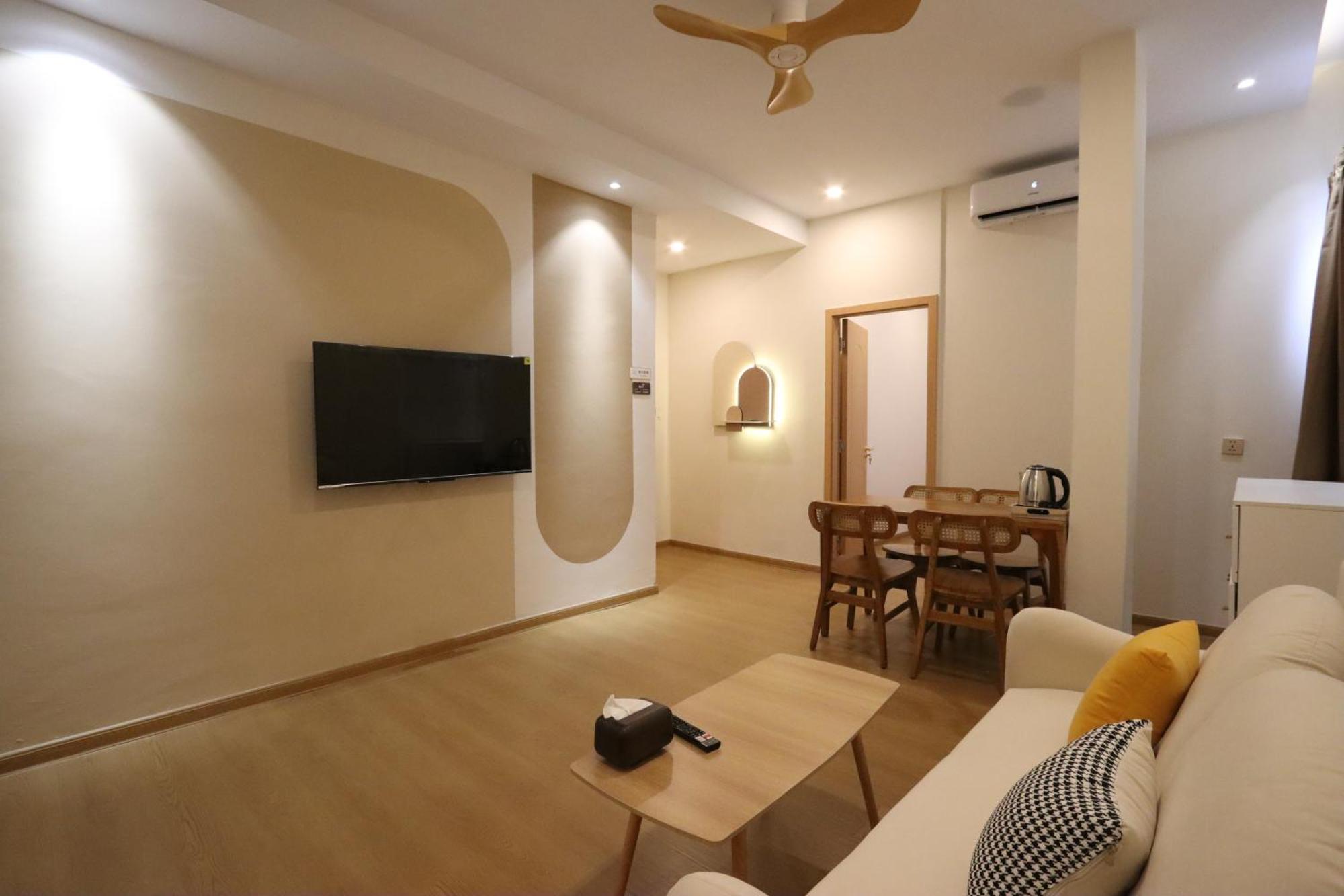 Casabella 201 A2 Grand Batam Penuin Wet Market * Nagoya